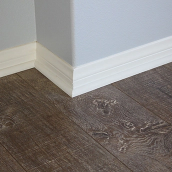 311MUL Baseboard Baseshoe 1