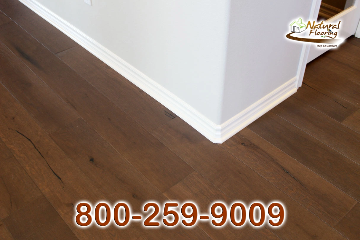 318MUL 4 Cape Cod Baseboard & Baseshoe