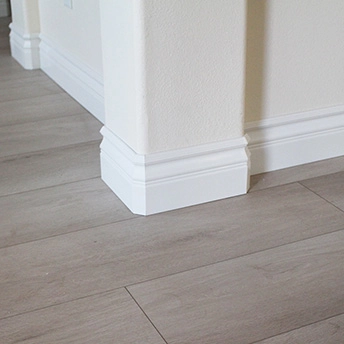 318MUL 5 Baseboard 2