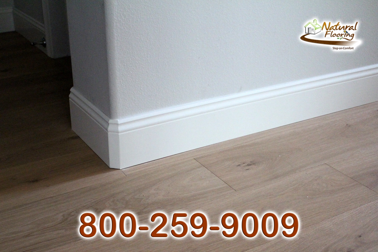 328MUL 6 Vintage Baseboard