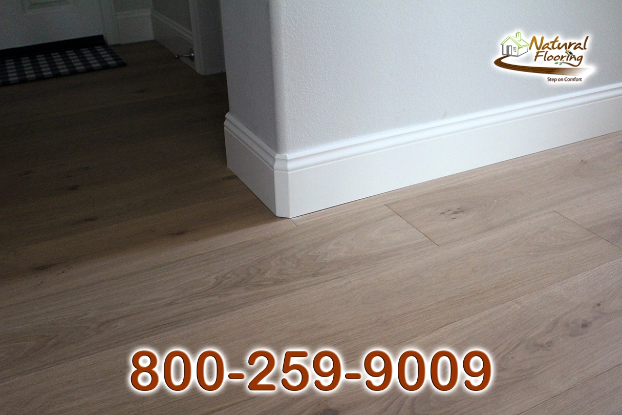 328MUL 6 Vintage Baseboard