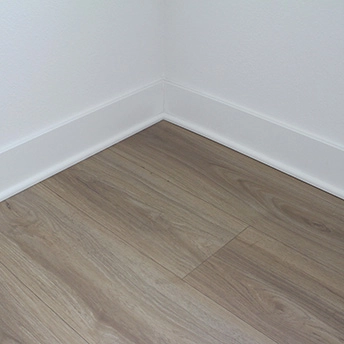 387MUL 5 Baseboard Baseshoe 3