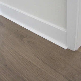 387MUL5 Eased Edge CraftsmanBaseboard CoveMolding 1 621158
