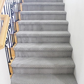 PaceSetter Sea Salt carpet stairs Shaw 215565