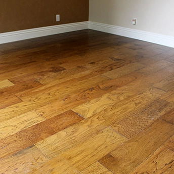 Hickory Merlot Wood Floor Nu 5