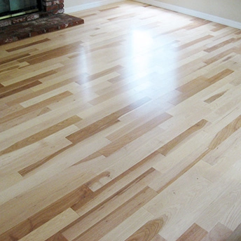 Hickory Natural Smooth Wood Floor Oasis 2