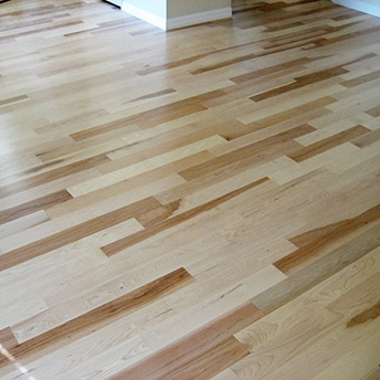 Hickory Natural Smooth Wood Floor Oasis 9