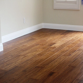 Hickory Sunset Wood Floor Oasis 3