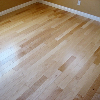 Maple Natural Smooth Floor Garrison 12