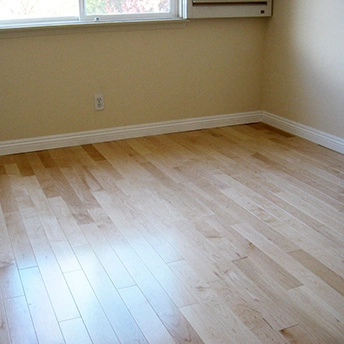 Maple Natural Smooth Floor Garrison 14