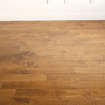 Maple Pristine Wood Floor Elegance 3