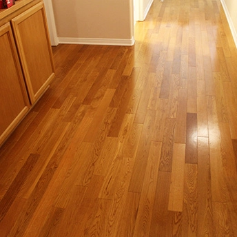 Oak ButterScotch Smooth Engineered Wood Floor Countrywood 1