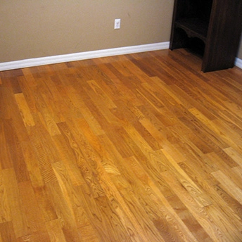 Oak Golden White Smooth Engineered Wood Floor Garrison 1