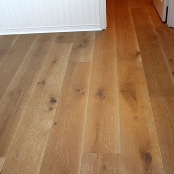 Oak Pertusion Engineered Wood Floor Urban 14