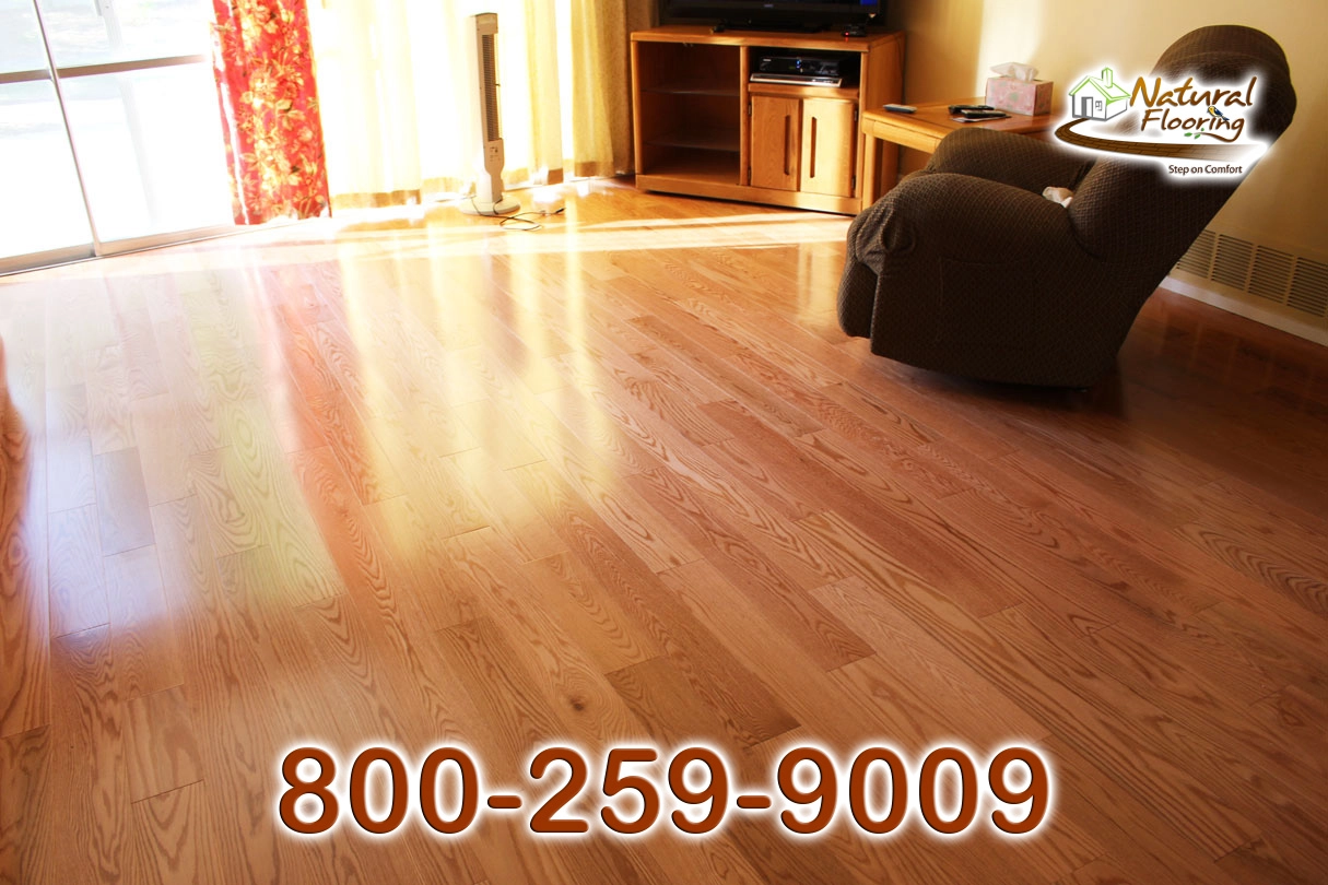 Natural Oak Red Smooth Wood Floor