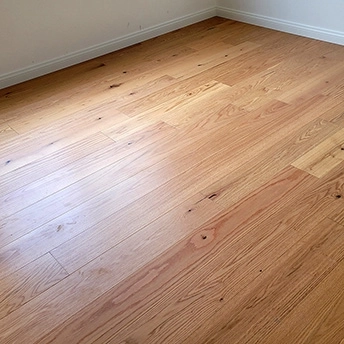 Traditional Natural Oak Preliment 4 136213