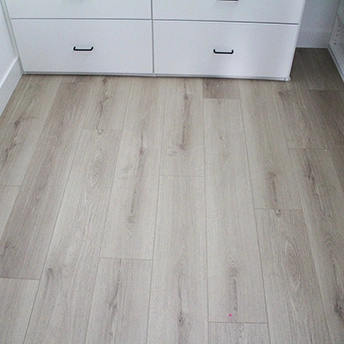 Bethany Laminate Floor Artisan 8
