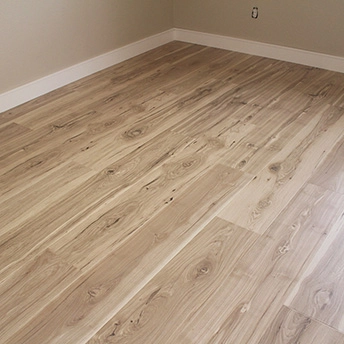 Bluff Laminate Floor Mohawk 1 320056