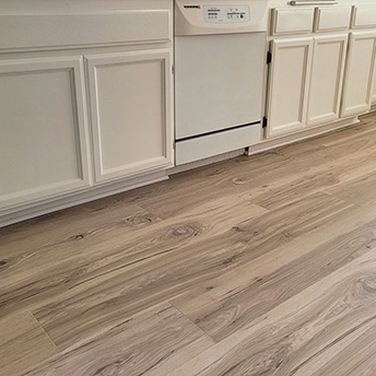 Bluff Laminate Floor Mohawk 2 528212