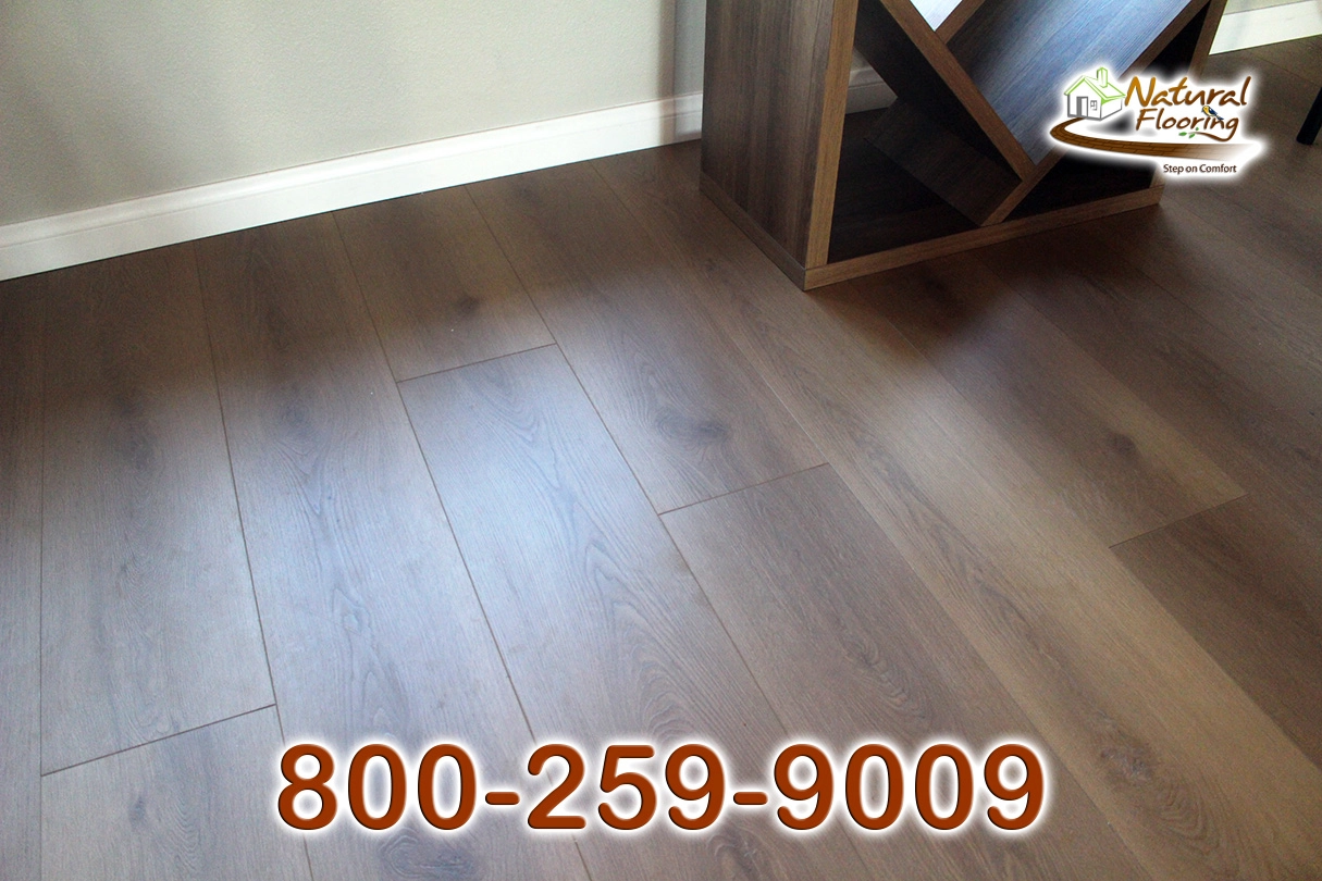 Boole Hyperion Oak Laminate Floor