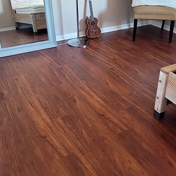 Brazilian Cherry Distressed Laminate Floor Eastwood 3 709077