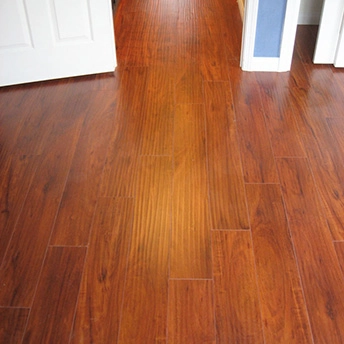 Brazilian Cherry Distressed Laminate Floor Eternity 4