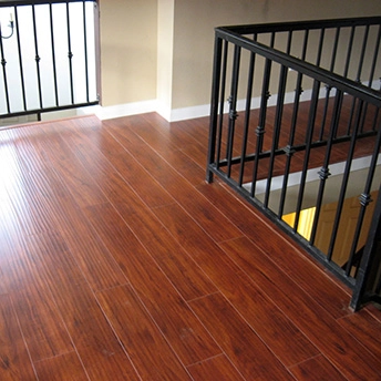 Brazilian Cherry Distressed Laminate Floor Eternity 9