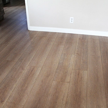 Capri Laminate Floor Johnson 1
