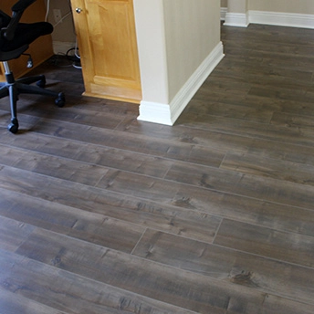 Cascade Range Maple Laminate Floor Tecsun 3