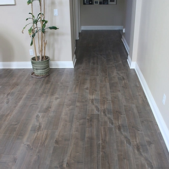 Cascade Range Maple Laminate Floor Tecsun 8
