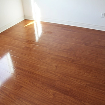 Cherry Glossy Laminate Floor Eastwood 6