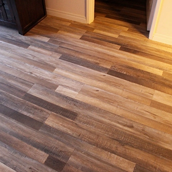 Country Maple Laminate Floor Eternity 9
