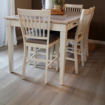 Crystal Point Laminate Floor Staymor 2