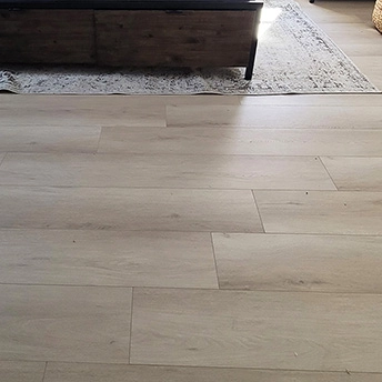 Crystal Point Laminate Floor Staymor 13 342426