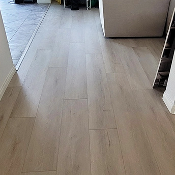 Crystal Point Laminate Floor Staymor 16 814513
