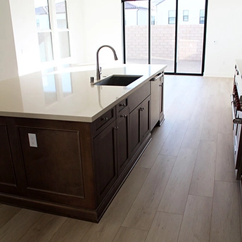Crystal Point Laminate Floor Staymor 34 391135