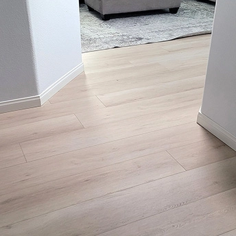 Crystal Point Laminate Floor Staymor 7 270202
