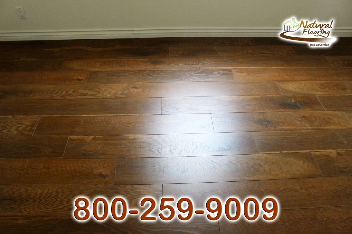 Delineator Laminate Floor