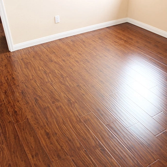 Exotic Walnut Laminate Floor Eastwood 9