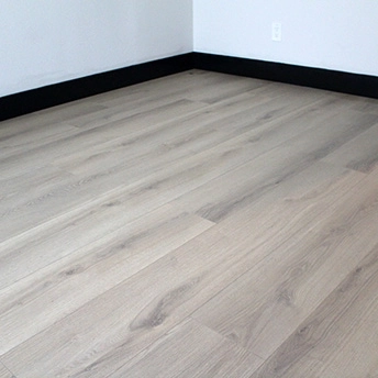Fairway Laminate Floor Staymor 1 4 273210