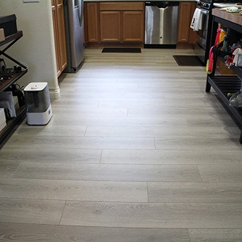 Glacier Laminate Floor Ultimate 1