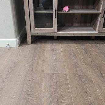 Glaze Laminate Floor Garrison 7 787183