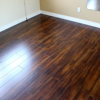 Golden Acacia Laminate Floor Eternity 7