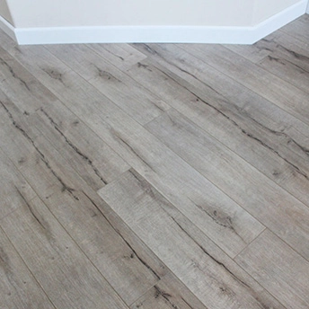 Golden Ash Laminate Floor Eternity 5