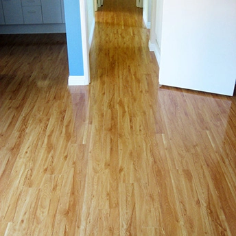 Golden Cherry Laminate Floor Eastwood 2