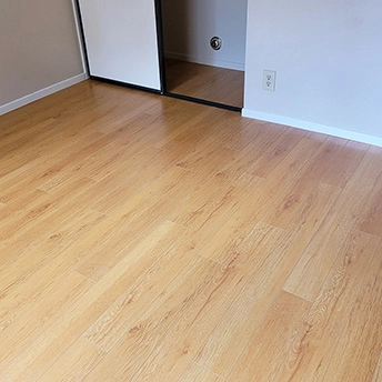 Golden Oak Laminate Floor Eastwood 25 526264