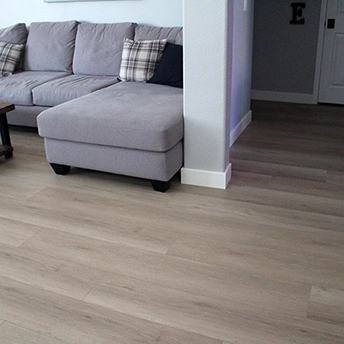 Hailstone laminate Floor Staymor 23