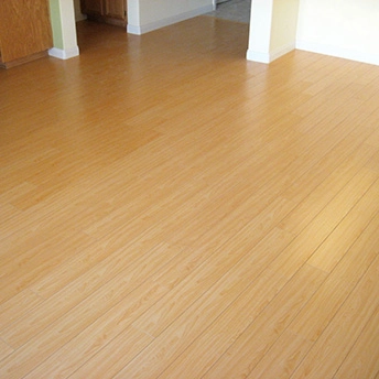 Honey Maple Laminate Floor Eastwood 1