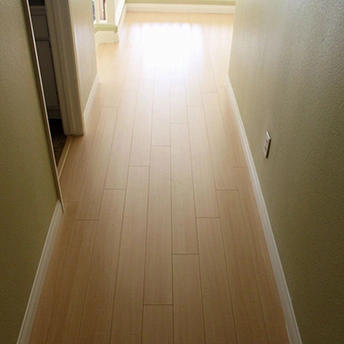 Maple Natural Square Edge Laminate Floor Eastwood 19