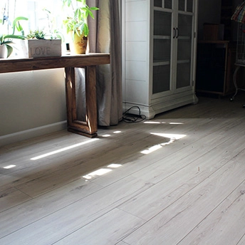 Lady Oak Laminate Floor Eternity 12 612782